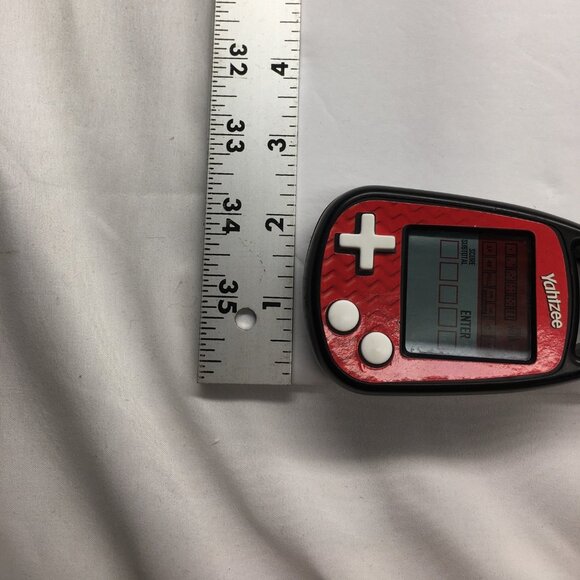 Hasbro Yahtzee Handheld Electronic Game Clip On Carabiner Edition - Works - Picture 10 of 10